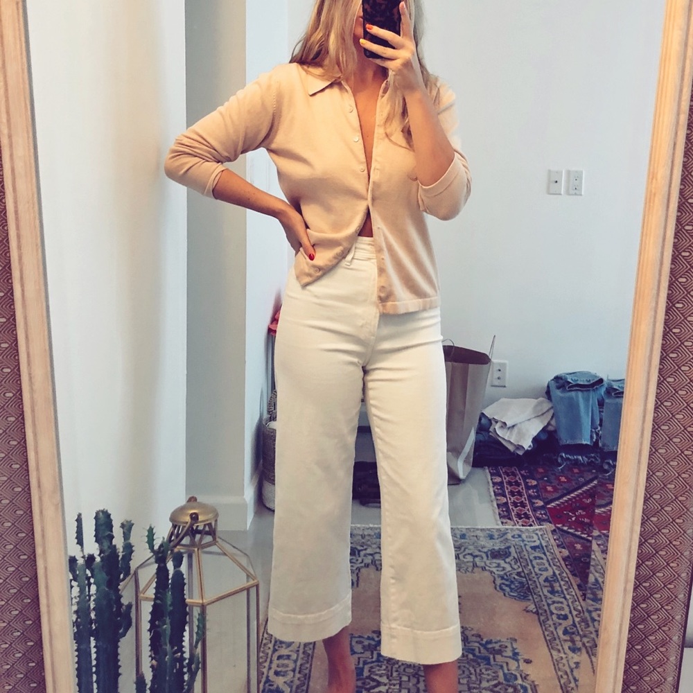 Cream Colored Vintage Cardigan ☁️